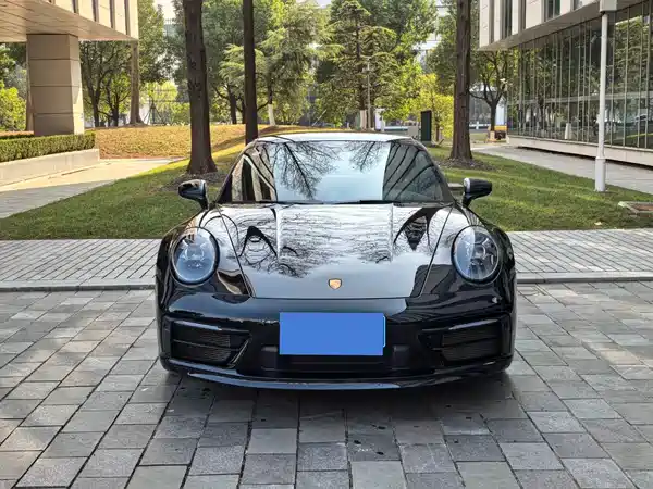 Porsche 911 2019