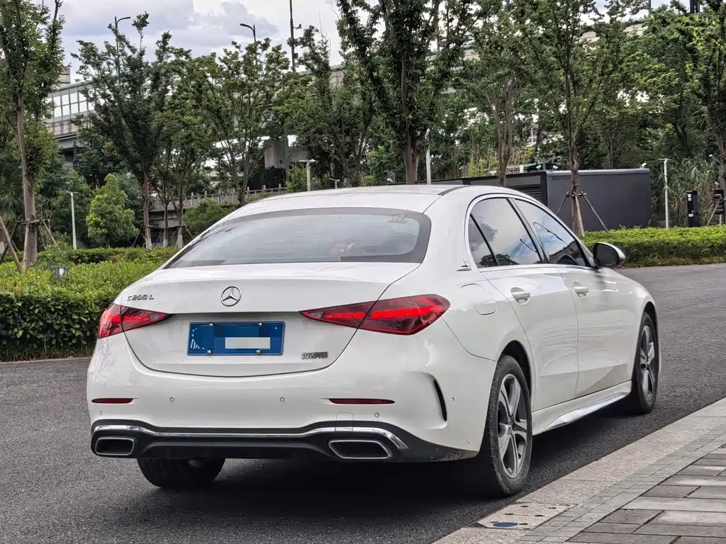 Mercedes-Benz C-Class 2022