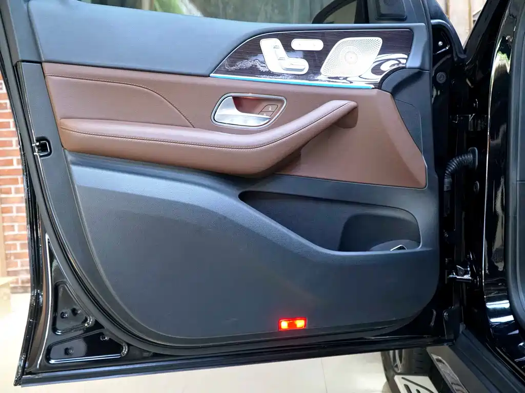 Mercedes-Benz GLE 2025 — фото 10