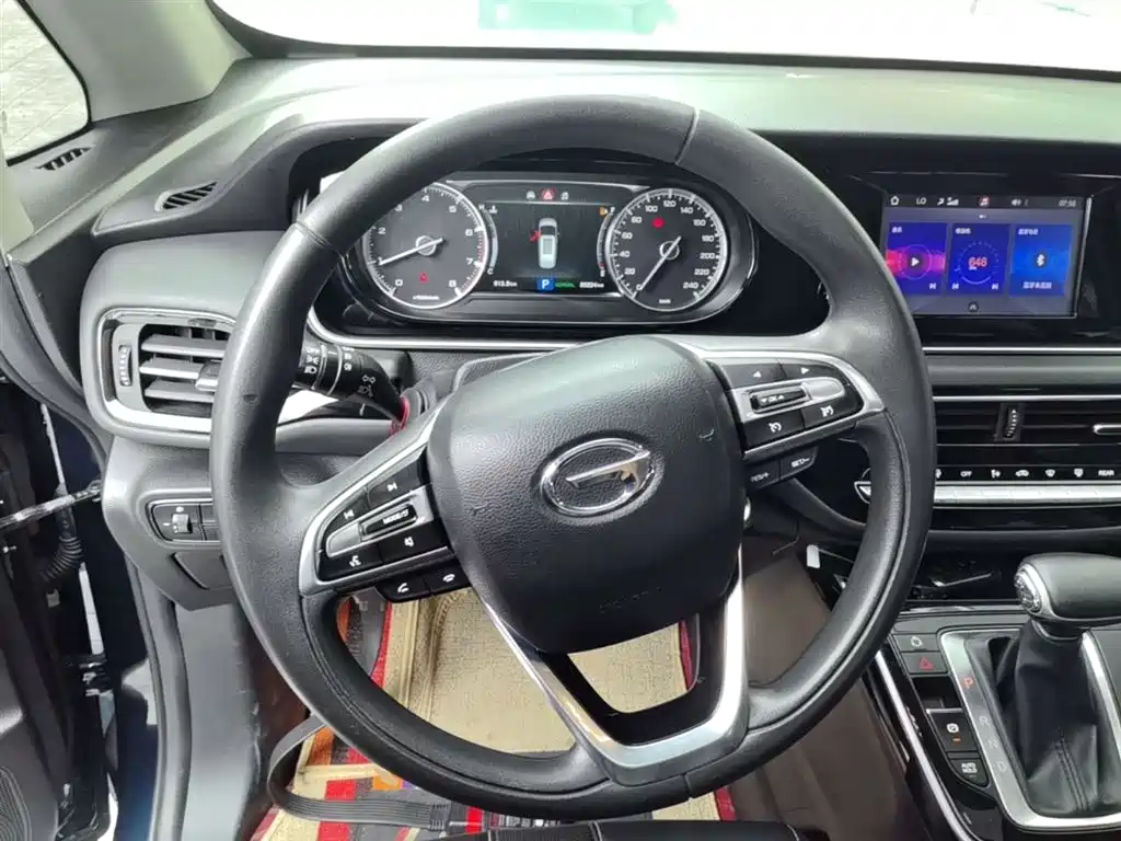 GAC Motor Trumpchi M6 2021 — фото 11