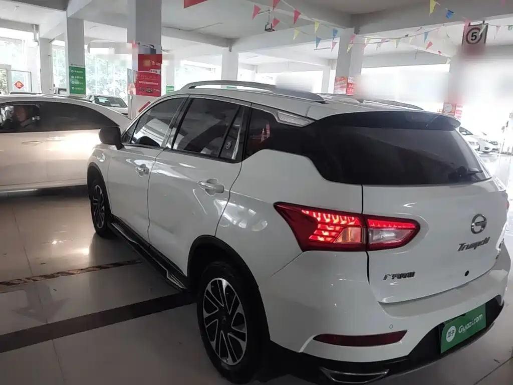 GAC Motor Trumpchi GS4 2016 — фото 5