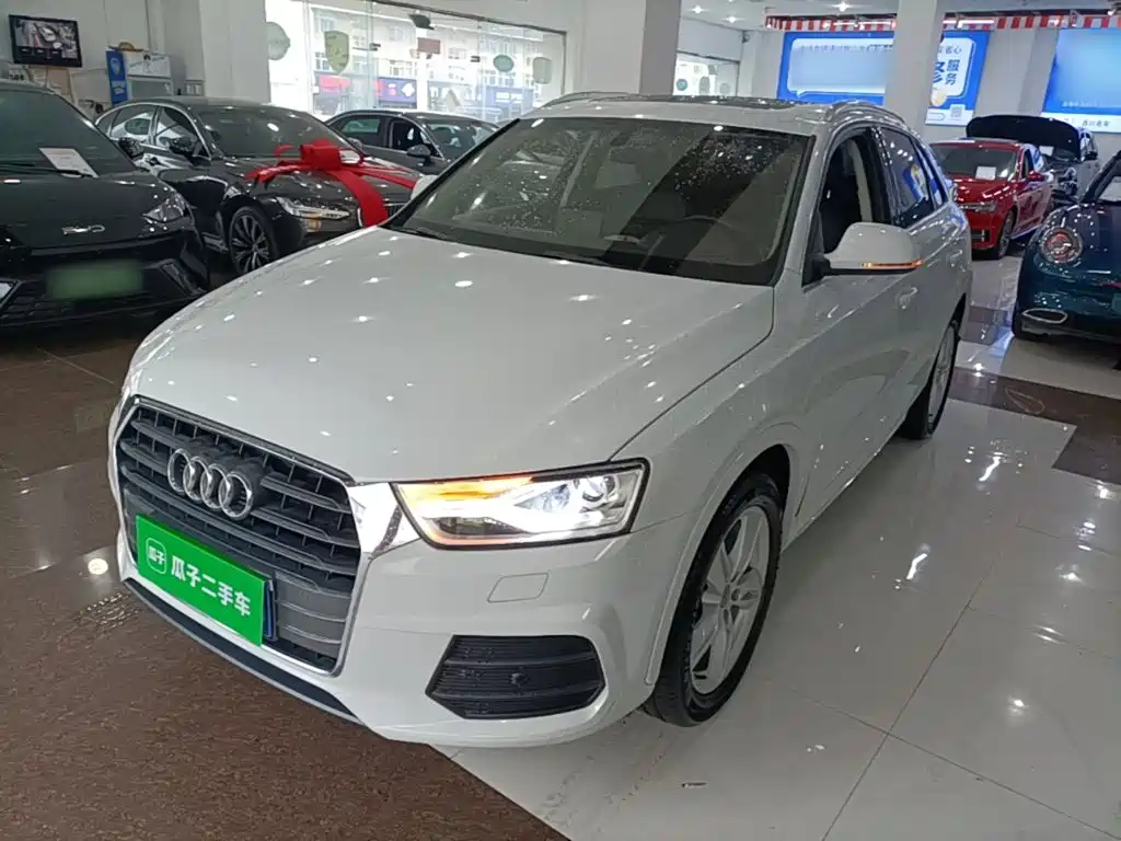 Audi Q3 2017 — фото 1