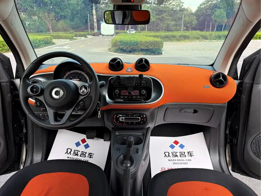 smart fortwo 2015 — фото 7