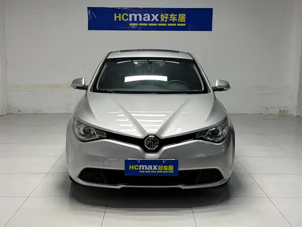 MG GT 2015