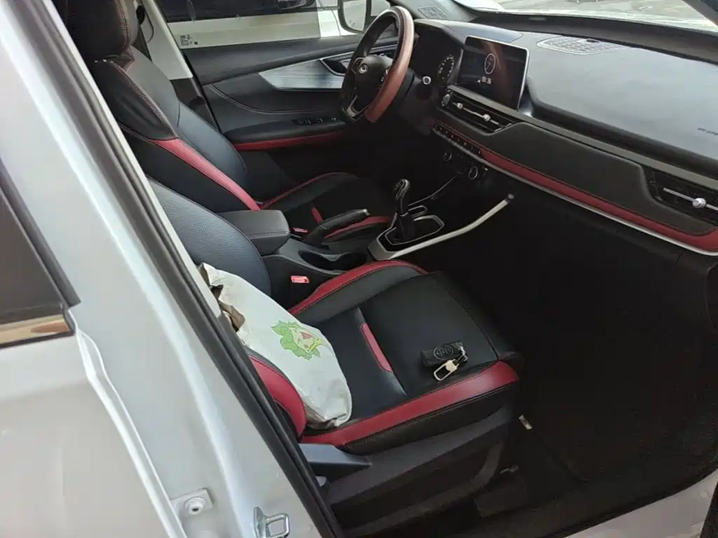 Chery Tiggo 5x 2023 — фото 25