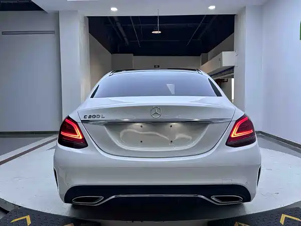 Mercedes-Benz C-Class 2021