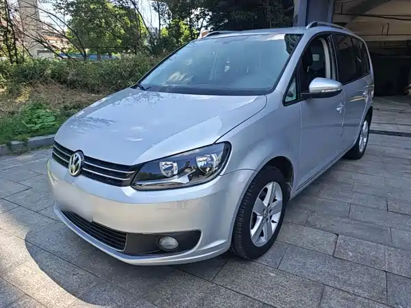 Volkswagen Touran 2015
