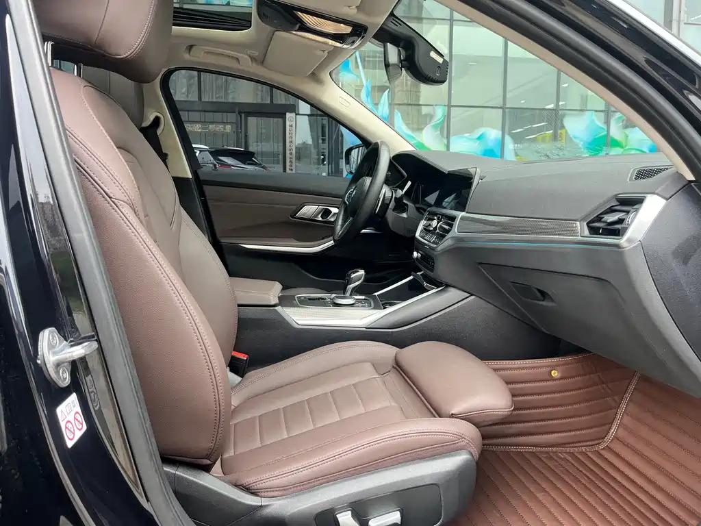 BMW 3 Series 2020 — фото 10