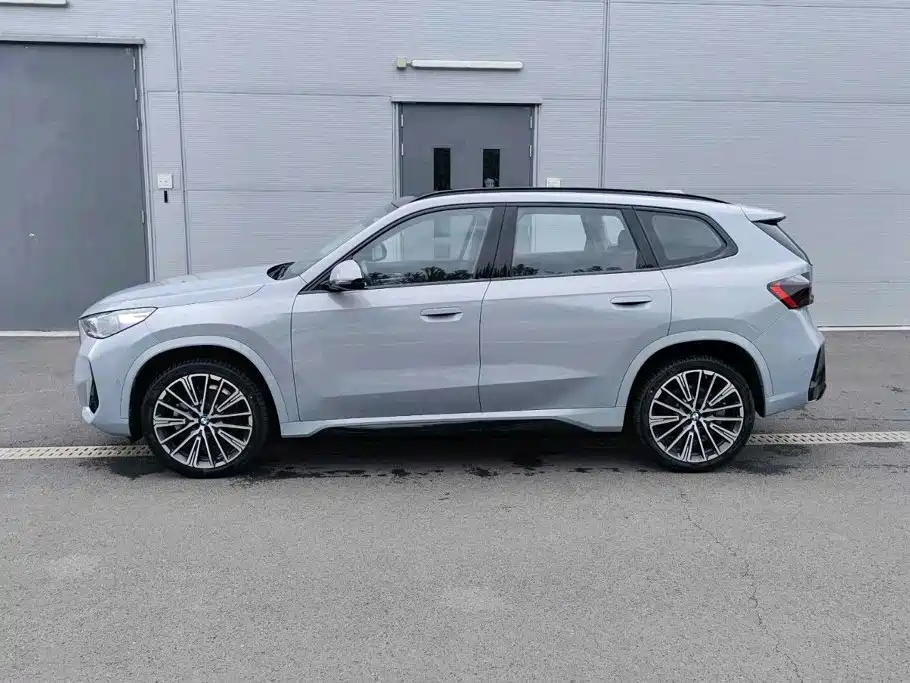 BMW X1 2025