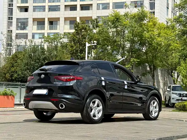 Alfa Romeo Stelvio 2019