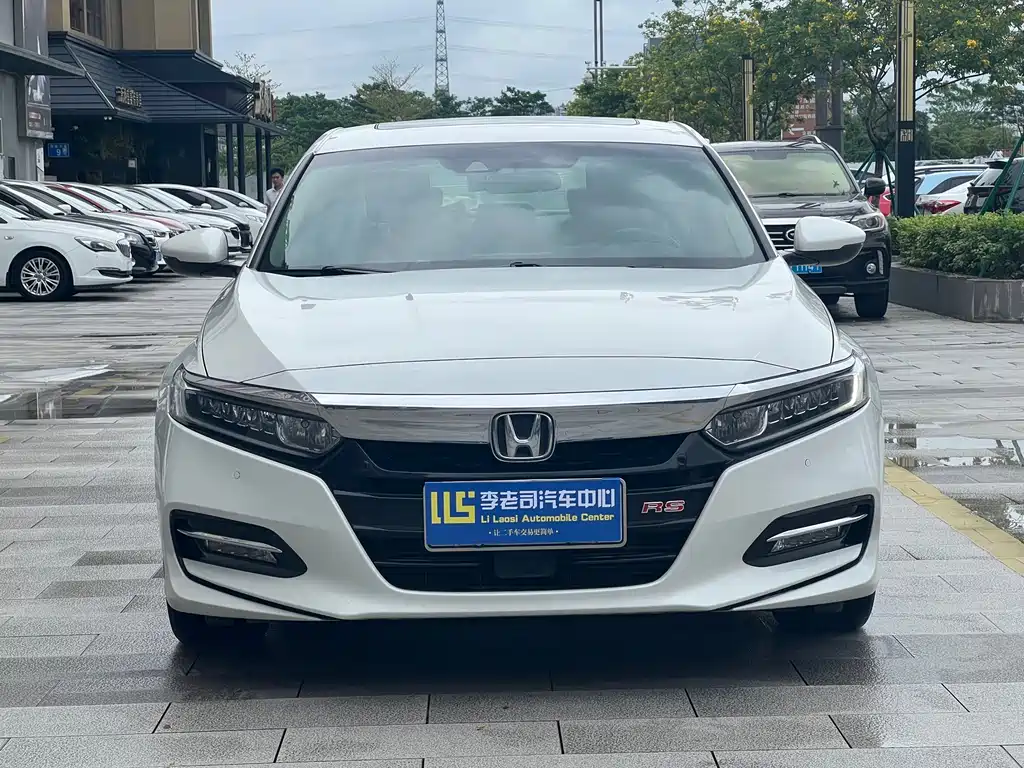Honda Accord 2019 — фото 2