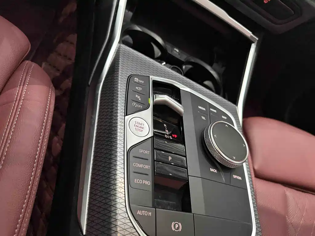 BMW 3 Series 2023 — фото 15