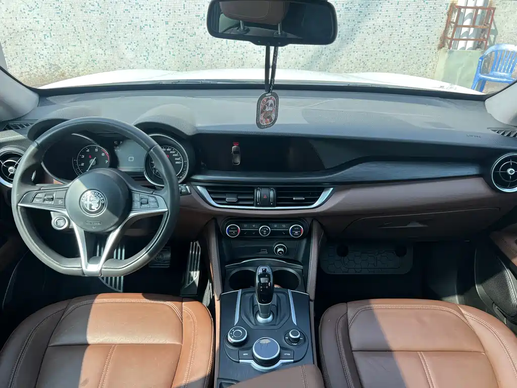 Alfa Romeo Stelvio 2019 — фото 4