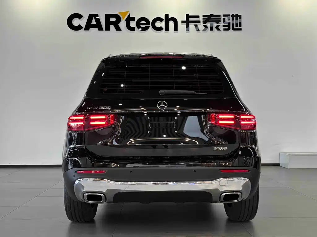 Mercedes-Benz GLB 2024