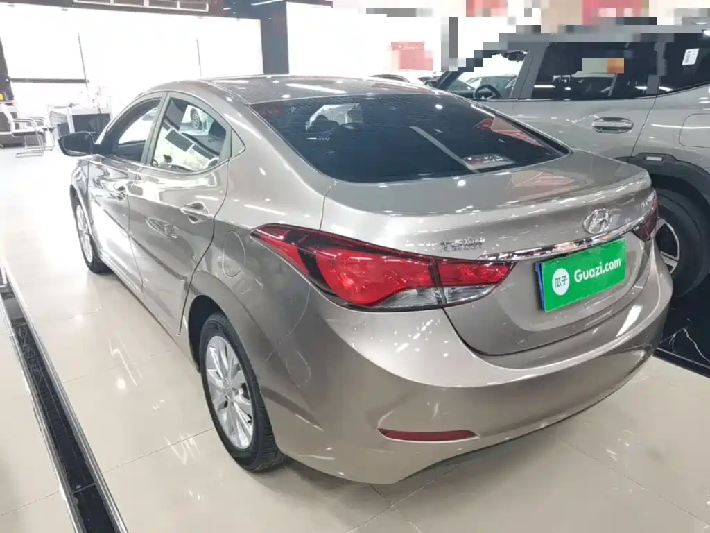 Hyundai Elantra 2017