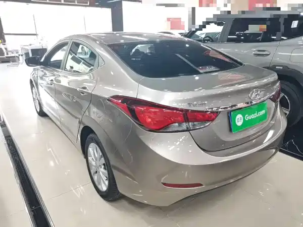 Hyundai Elantra Langdong 2017