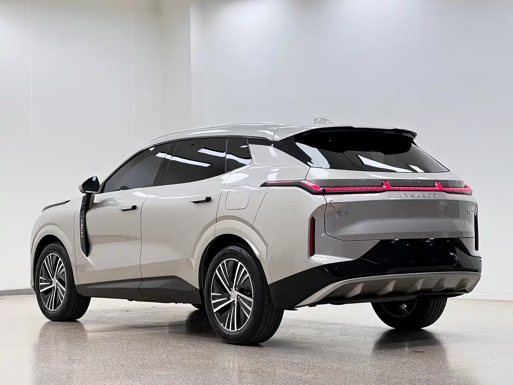 Lynk & Co 08 EM-P 2024 — фото 5
