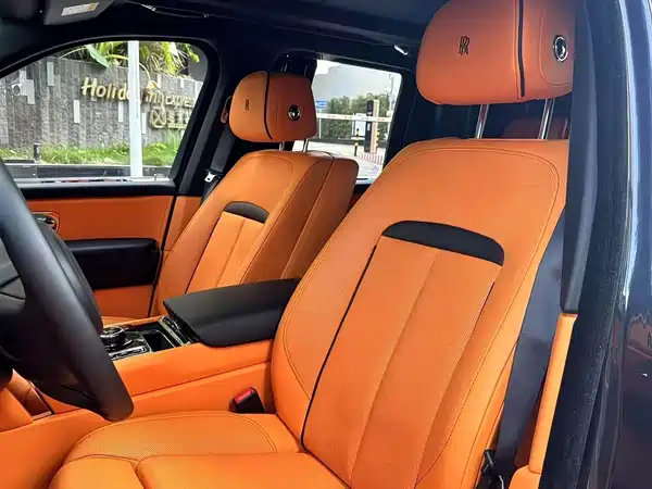 Rolls-Royce Cullinan 2021