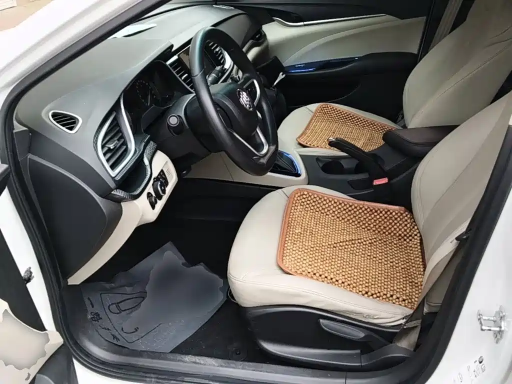 Buick Excelle 2016 — фото 15
