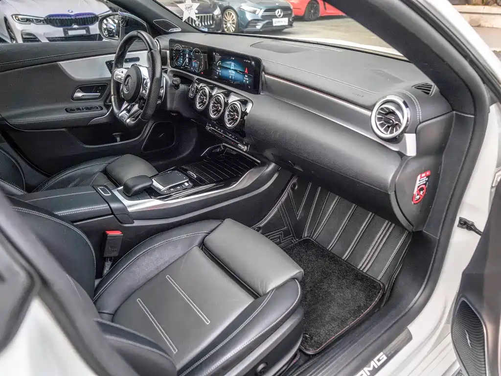 Mercedes-Benz Mercedes CLA AMG 2022 — фото 15