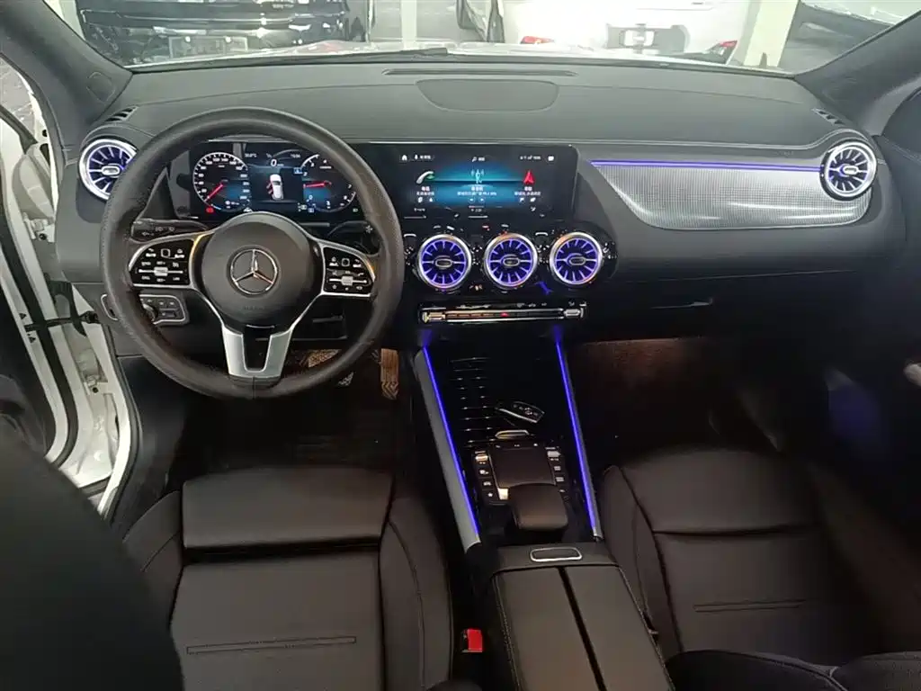 Mercedes-Benz GLA 2022 — фото 9