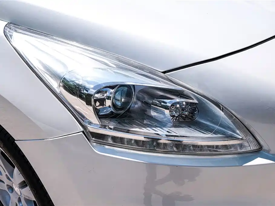 Peugeot 3008 2016 — фото 20