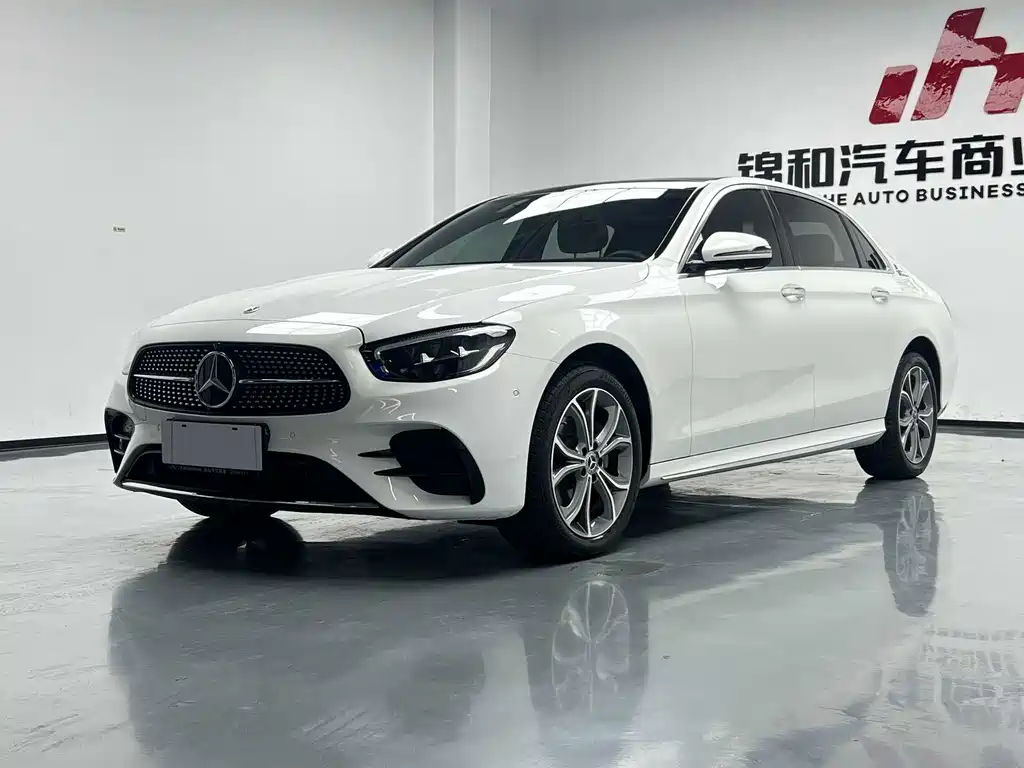 Mercedes-Benz E-Class 2022 — фото 1