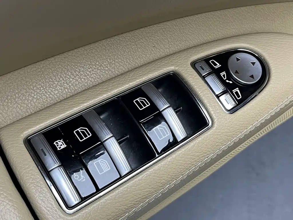 Mercedes-Benz S-Class 2013 — фото 21