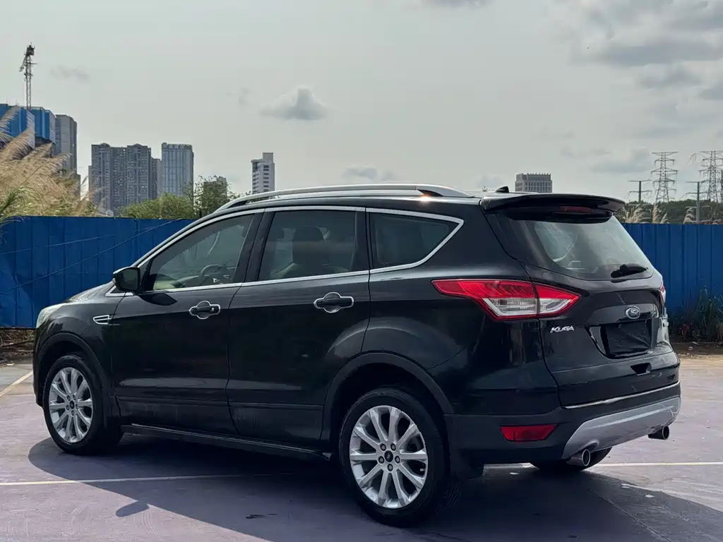 Ford Kuga 2014 — фото 7