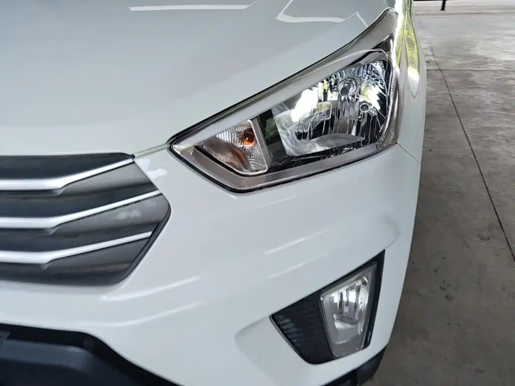 Hyundai ix25 2015 — фото 24