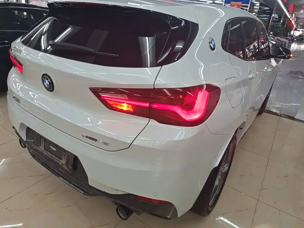 BMW X2 2023 — фото 8