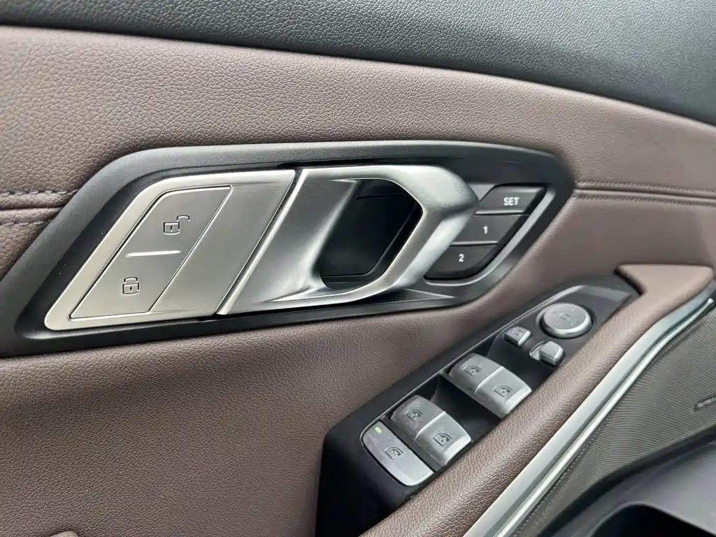 BMW 3 Series 2020 — фото 17