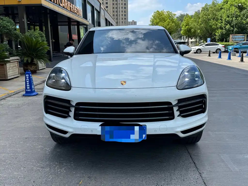 Porsche Cayenne 2018 — фото 2