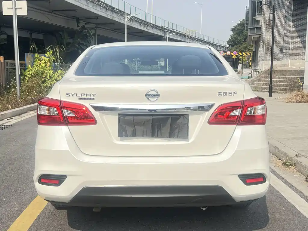 Nissan Sylphy 2023 — фото 11