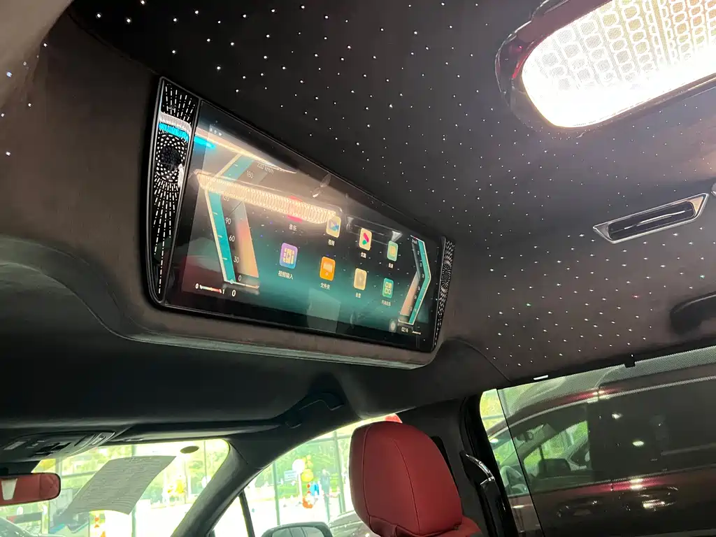 Toyota Granvia — фото 11
