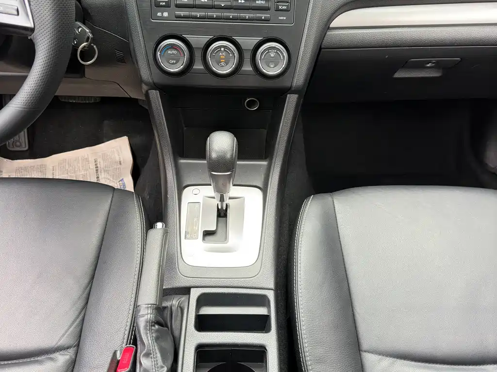 Subaru XV 2013 — фото 18