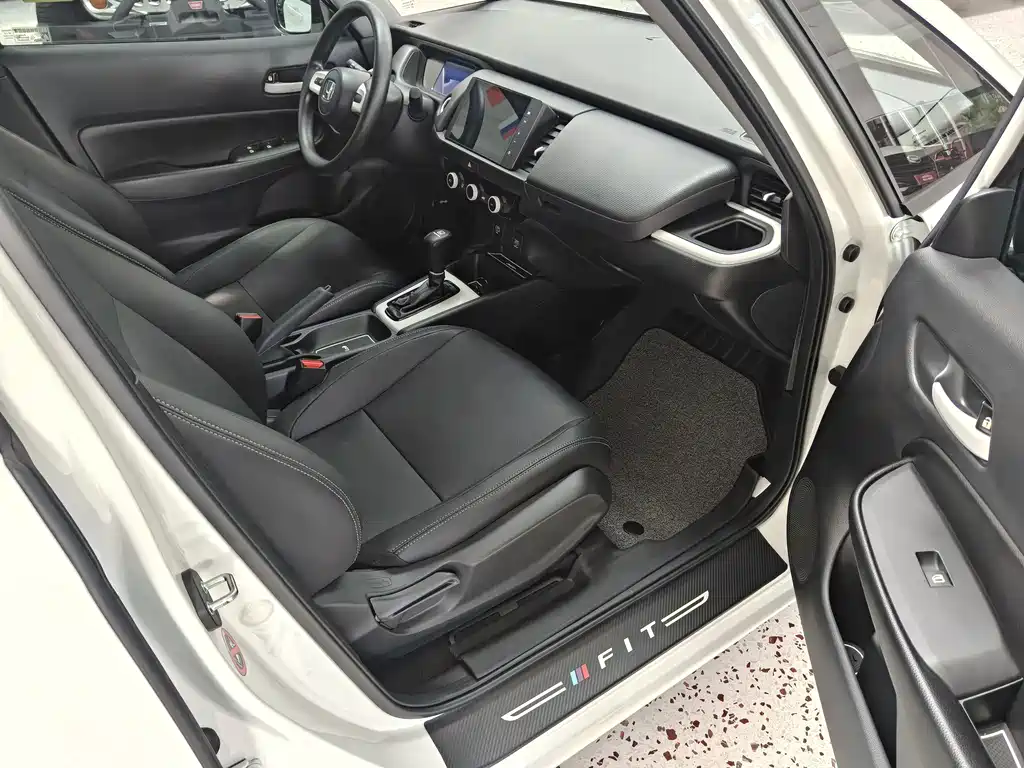 Honda Fit 2022 — фото 13