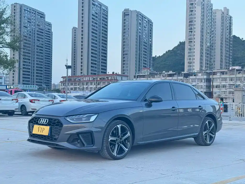Audi A4L 2024