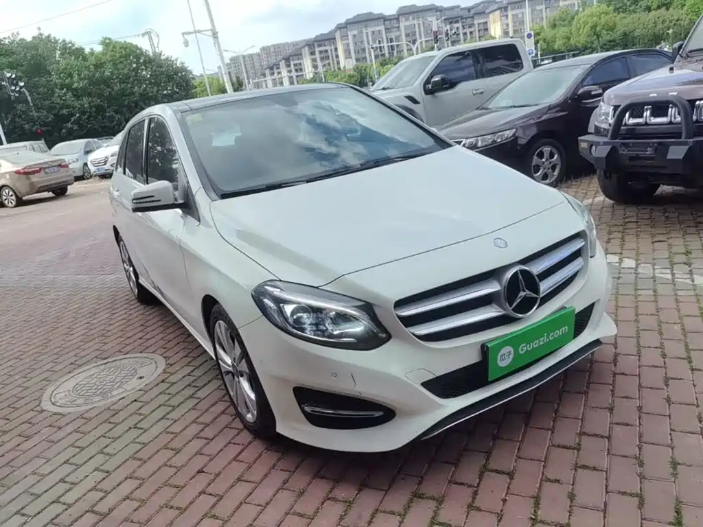 Mercedes-Benz B-Class 2015 — фото 22