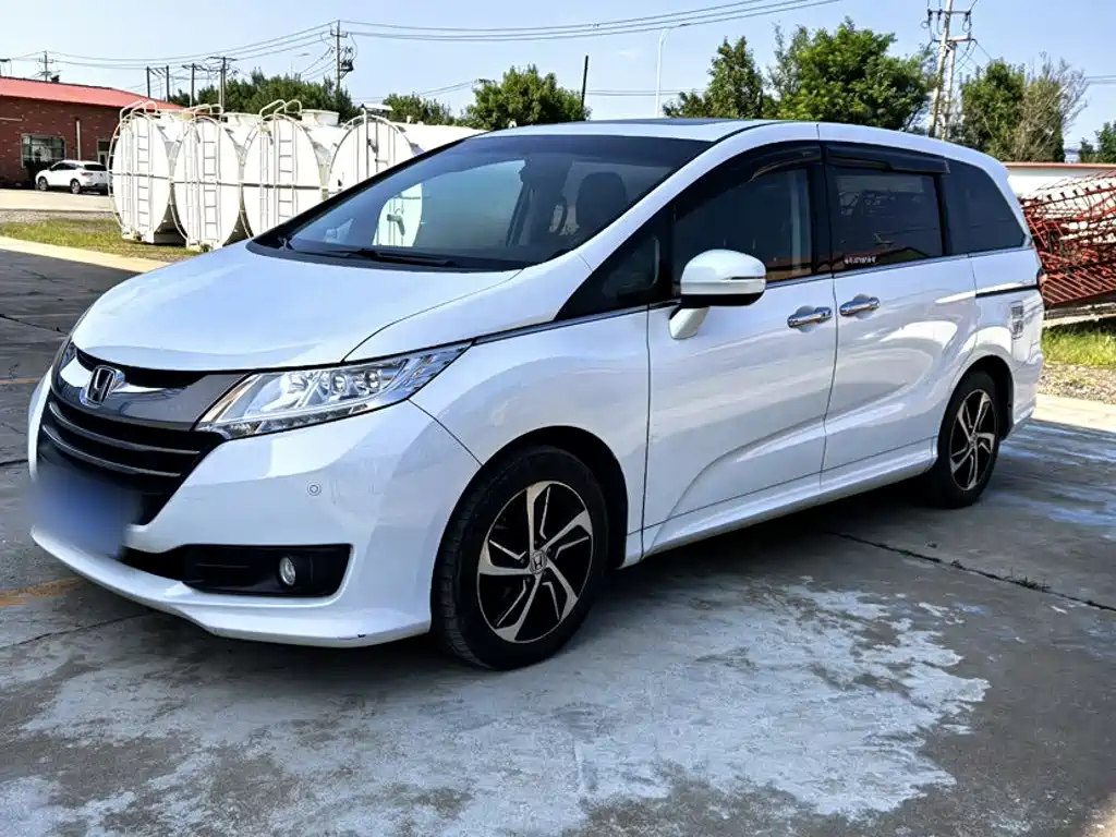 Honda Odyssey 2016 — фото 2