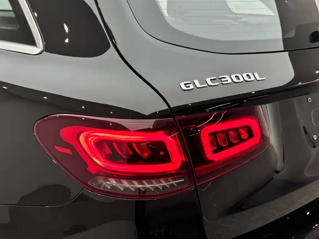 Mercedes-Benz GLC 2022 — фото 21