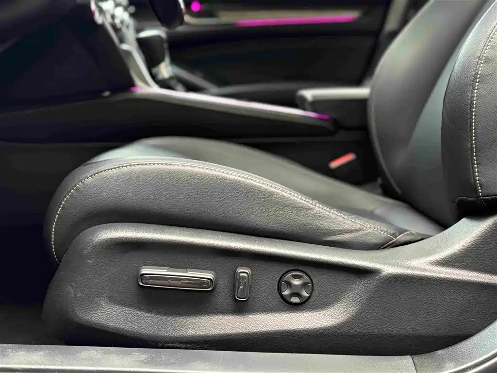 Honda Accord 2022 — фото 15