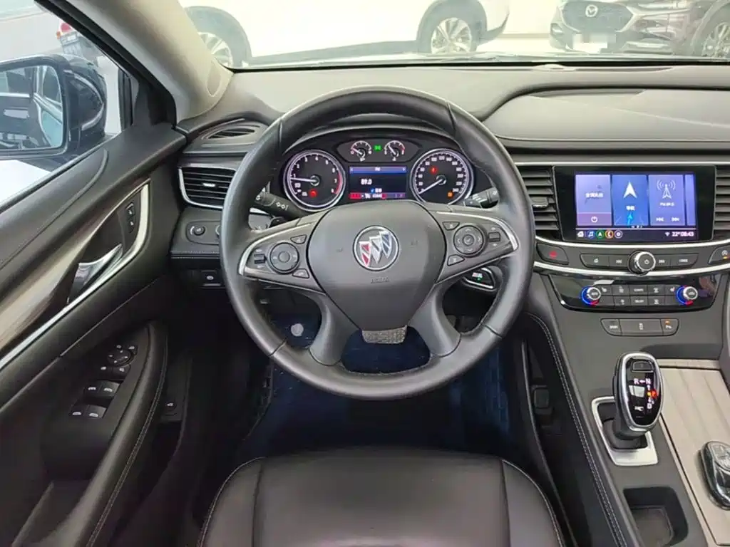 Buick LaCrosse 2021 — фото 11