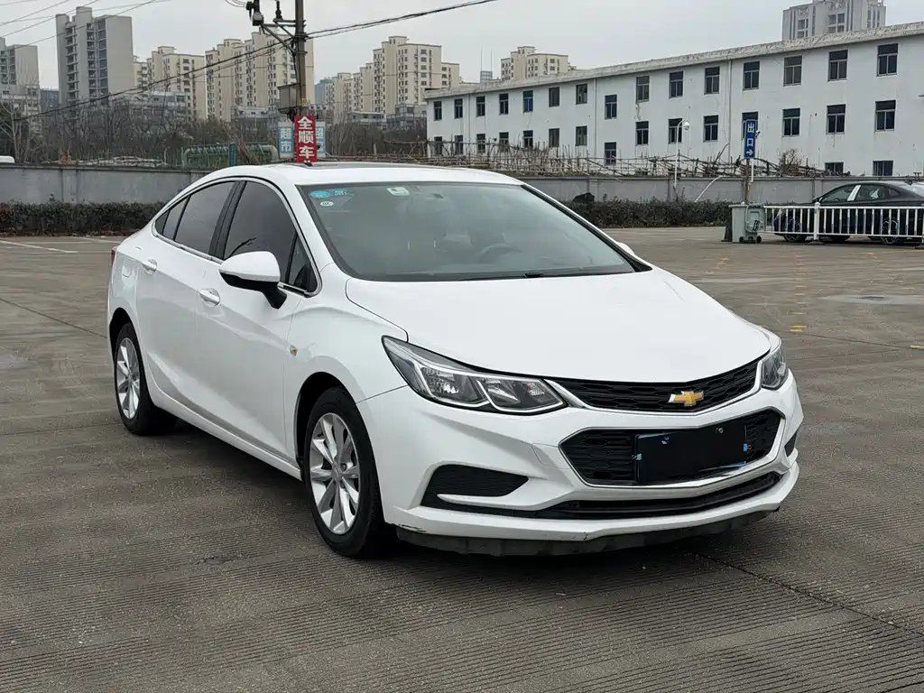 Chevrolet Cruze 2018 — фото 3