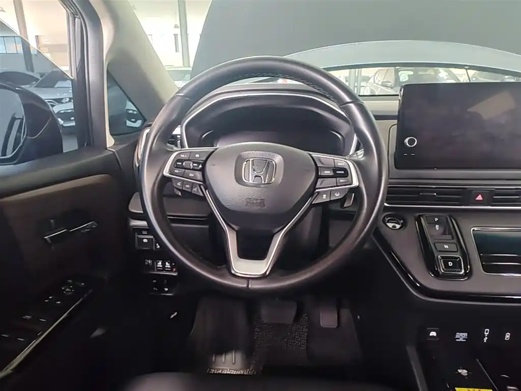 Honda Odyssey 2023 — фото 11