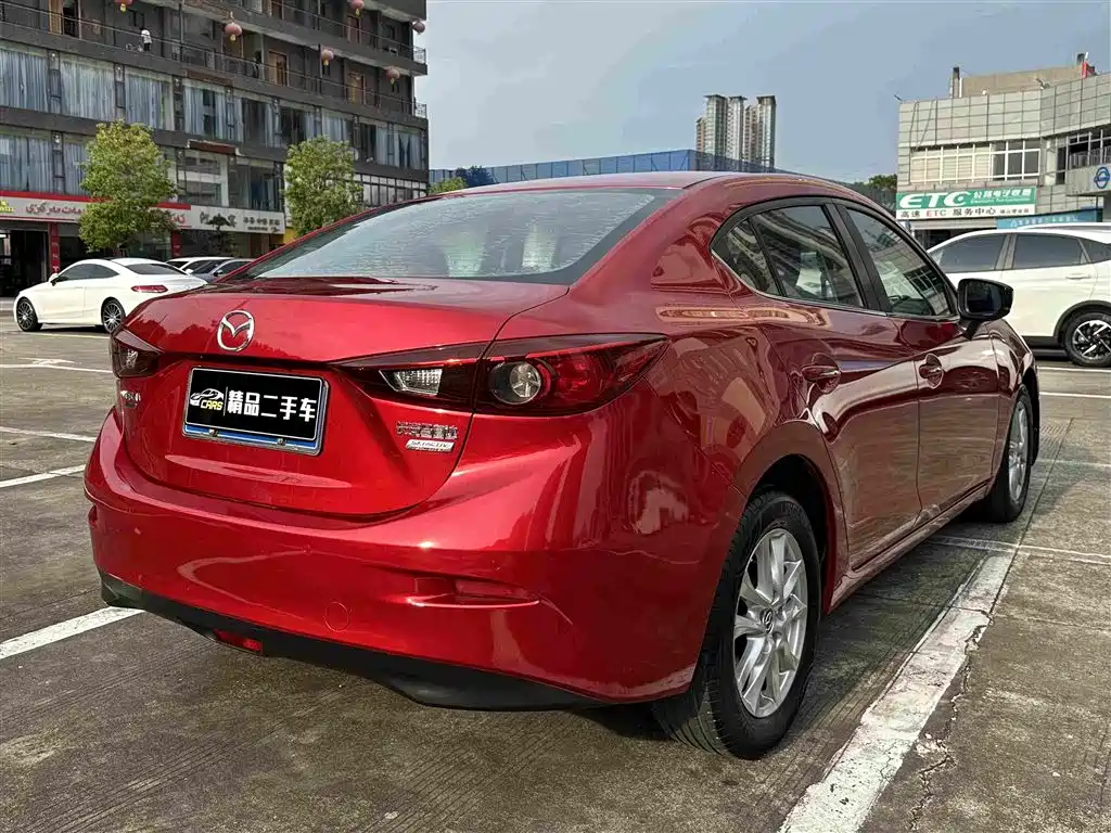 Mazda 3 Axela 2019 — фото 7