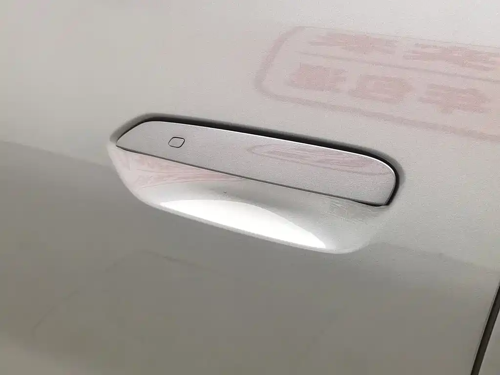 BYD Song L DM-i 2026 — фото 18