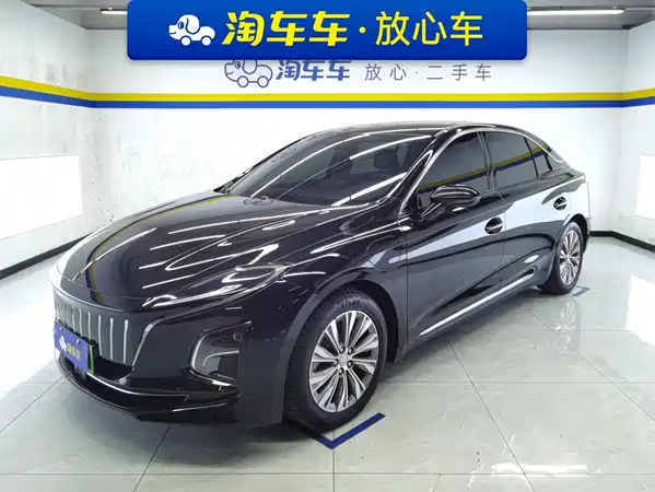 Hongqi E-QM5 2025