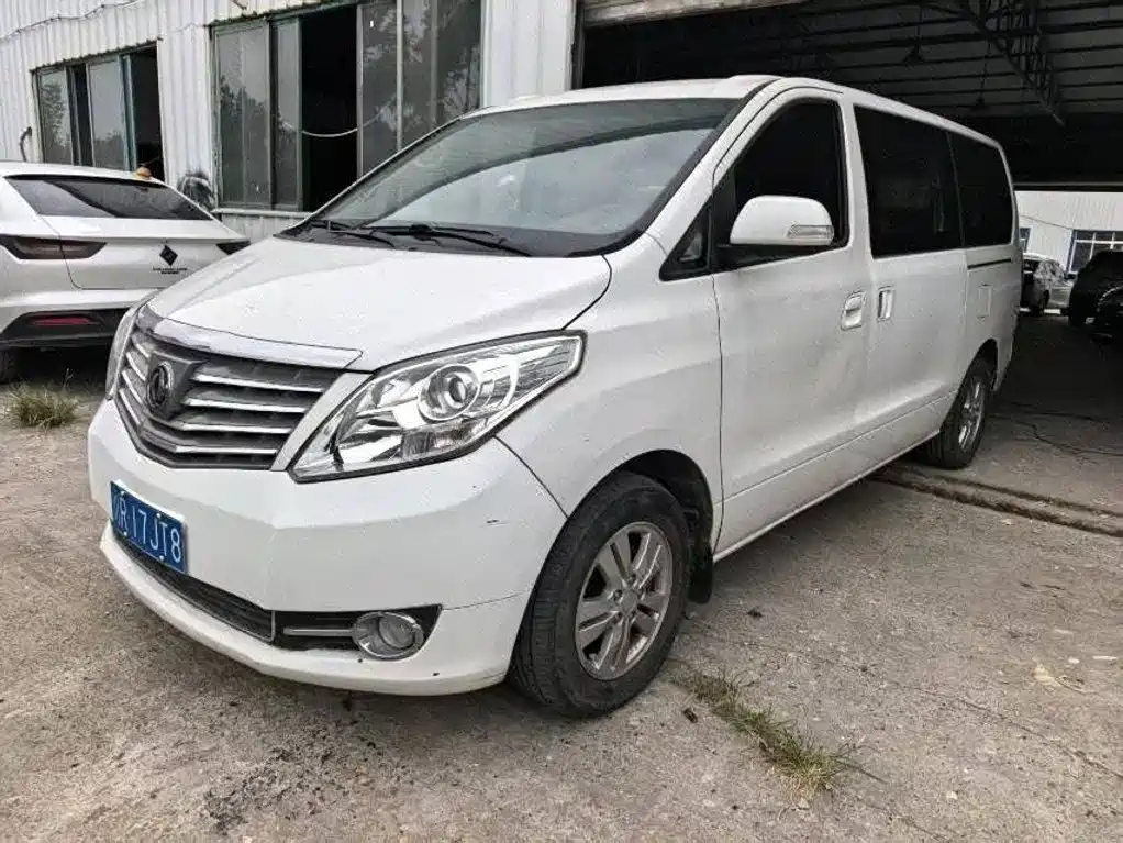 Dongfeng Fengxing CM7 2019 — фото 1