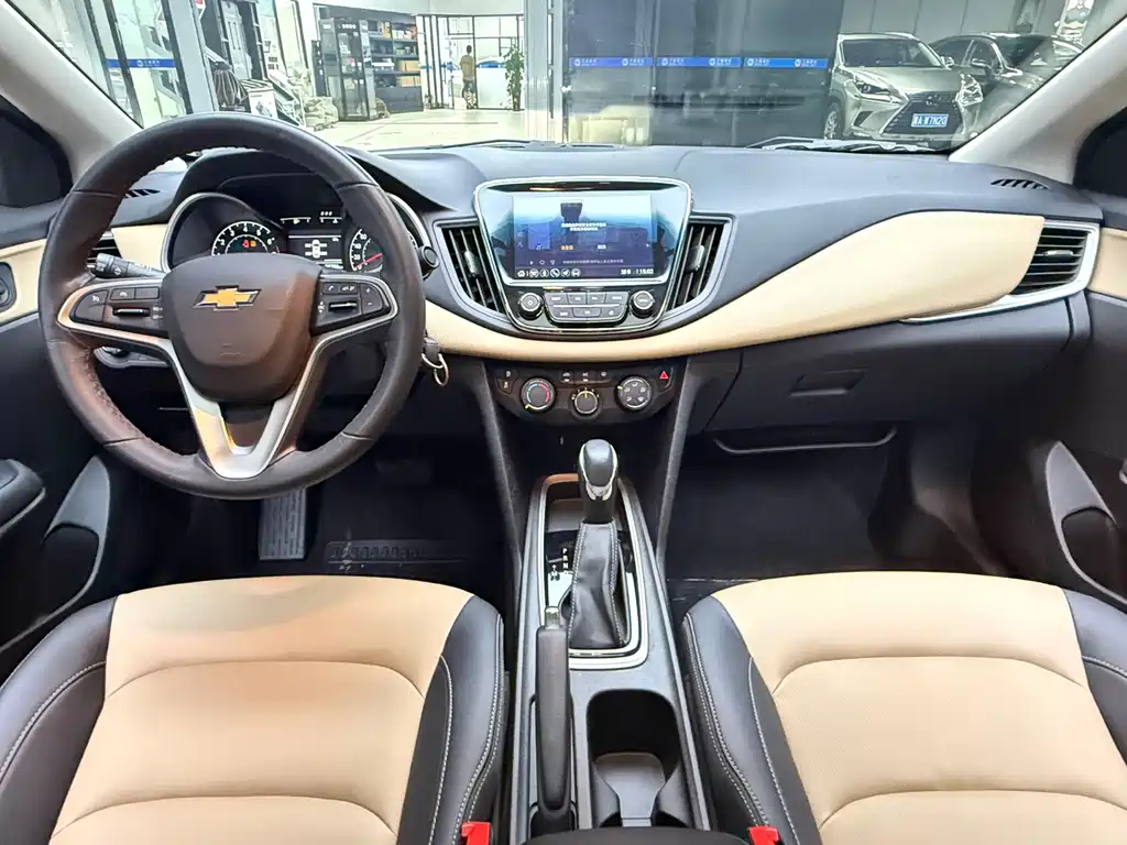 Chevrolet Cruze 2022 — фото 19